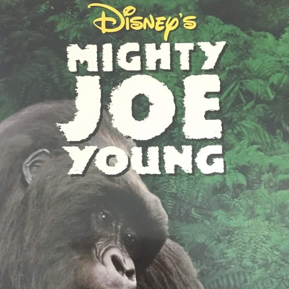 EUC “Mighty Joe Young” 1998 Classic VHS Movie A remake of the original from 1949 - Picture 1 of 5